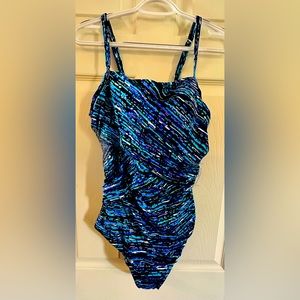 NWT Dreamsuit Women's Slimming Control Square Neck One Piece Swimsuit Size 16